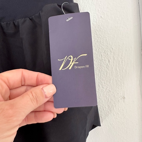 Dragon Fit High Waist black running shorts sz: S NWT - Picture 5 of 11